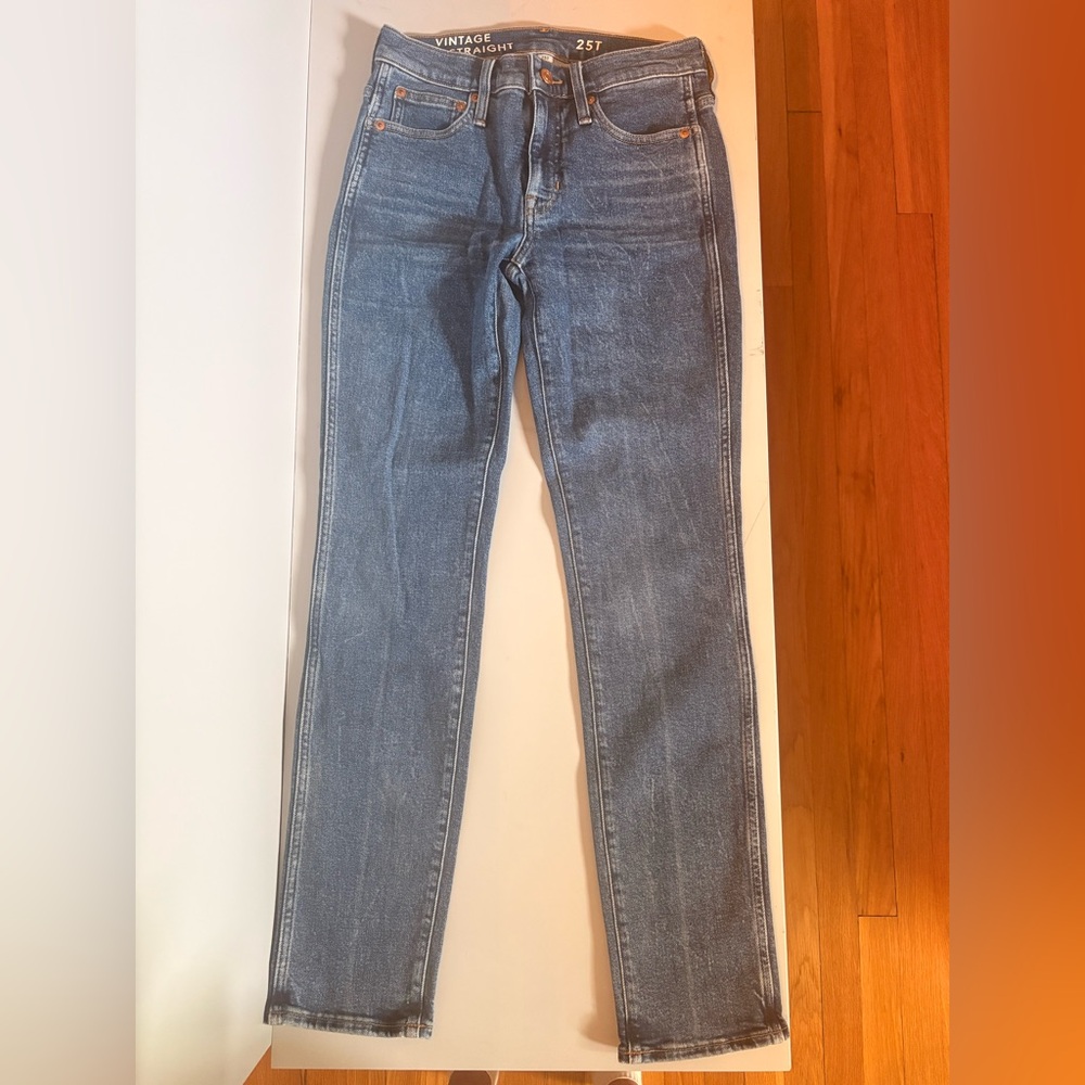 J.Crew Vintage Slim Straight Jeans 25T